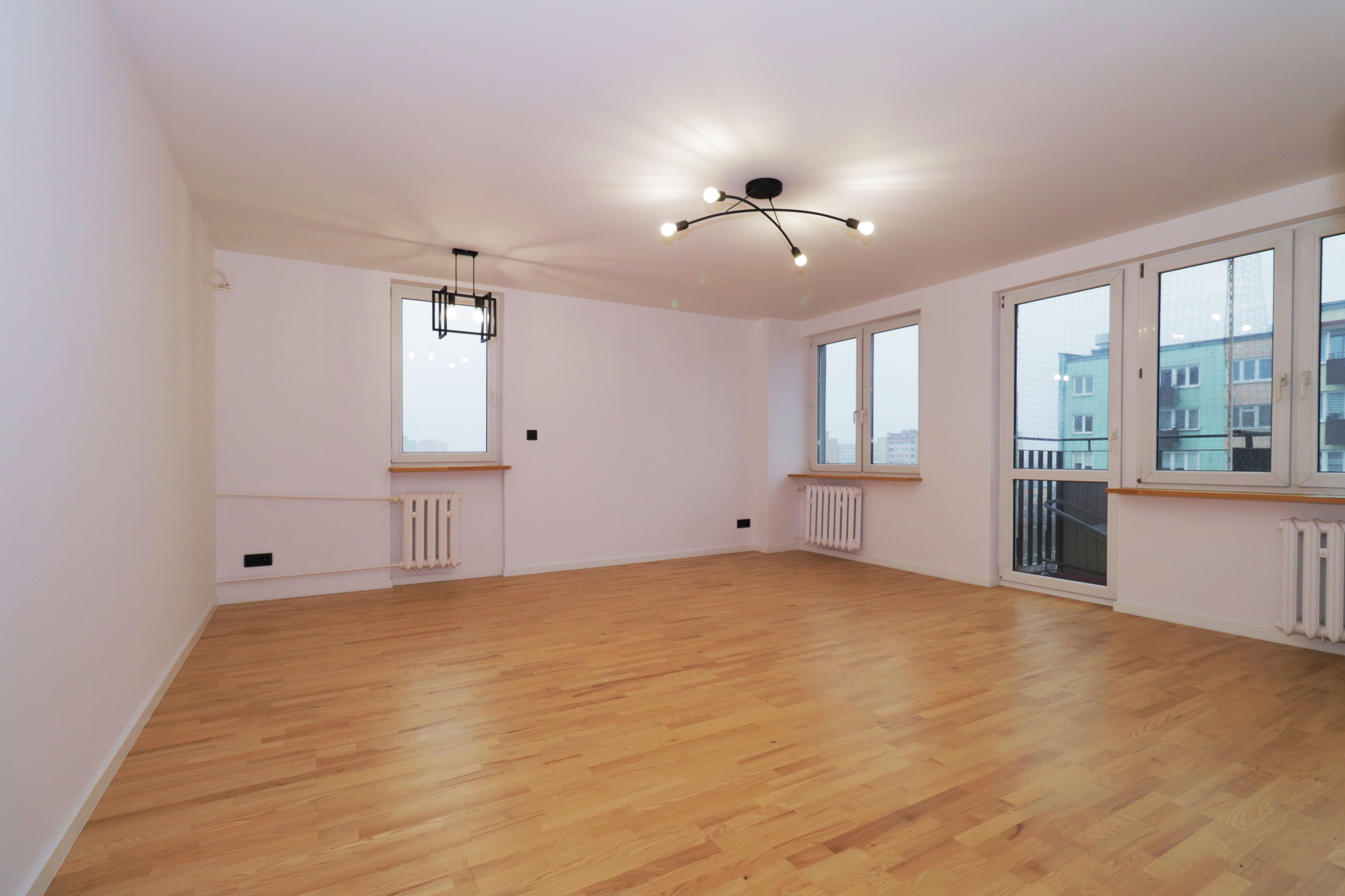 Przestronne 2.pokojowe po generalnym remoncie – Gotowe do Zamieszkania!